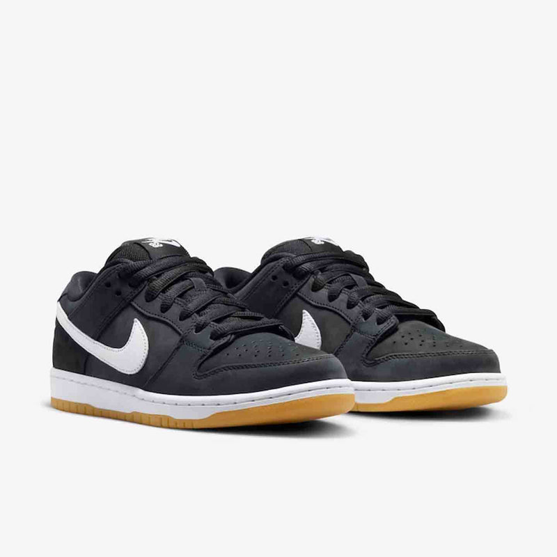 Tênis Nike SB Dunk Low Pro Black/White